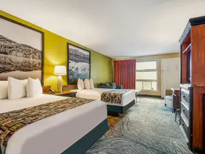 Super 8 by Wyndham Lake George/Downtown