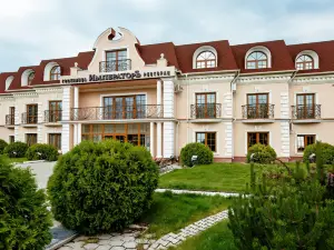 Imperator Hotel
