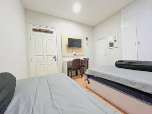 Azalea Guest House Syariah Tanjung Tabalong