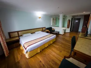 Miri Hotel