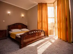 Livadia Hotel