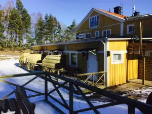 Kolmården Motel E4 Apartments and Cottages