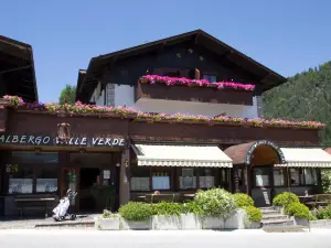 Hotel Valle Verde - Rent Ski & Bike