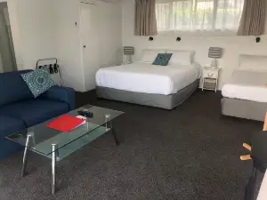 Coachman Motel
