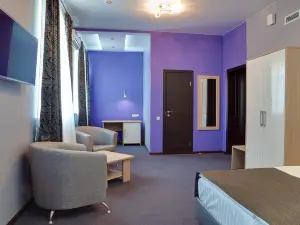 Семь Королей (Prestige Hotel Престиж)