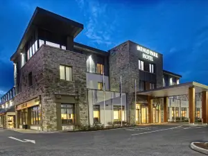 Menlo Park Hotel