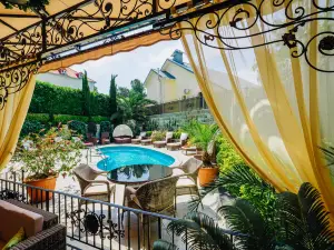 Green House Detox & Spa Hotel