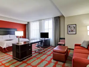 Hampton Inn & Suites Cincinnati-Downtown