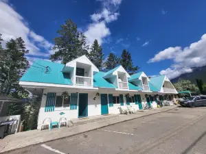 AppleTree Inn