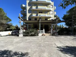 Hotel Garden Albania