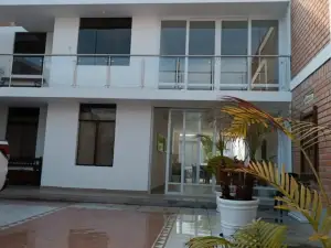 Departamentos en Playa Pulpos Hospedaje Delfines House