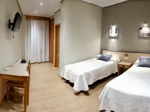 Hostal Puerta la Villa