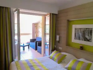 Logis Hotel Restaurant Mas de la Prairie