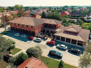 Corvin Pension and Restaurant