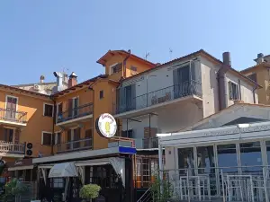 The View - Sunset & Relax - Suite - Appartamenti Vista Lago