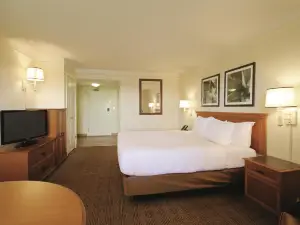 La Quinta Inn & Suites by Wyndham Coral Springs Univ Dr
