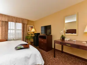 Hampton Inn & Suites by Hilton Edmonton International Airport
