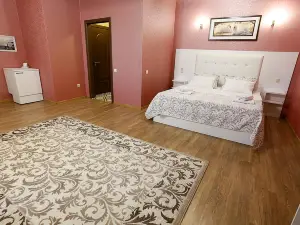 Ritsa Holl Hotel