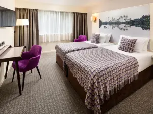 斯旺西美居酒店