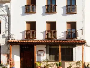 Hostal la Toba