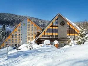 Pinia Hotel & Resort