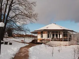 Hotel Vishnevyi Sad