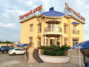 Gostiniy Dvor