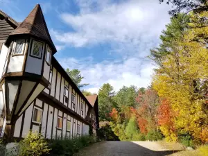 Kancamagus Swift River Inn