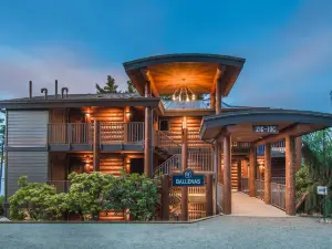 Tigh-Na-Mara Seaside Spa Resort