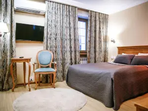 Hotel Tiara