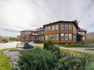 Antarius Hotel