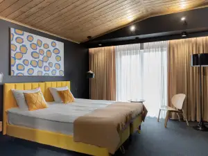 Lõnin Hotel