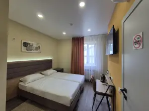 El Hostel