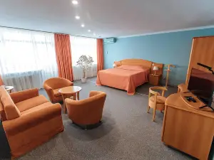 Dis President Hotel