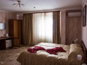 Lesnoj Hotel
