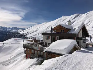 Hamilton Lodge & Spa