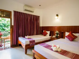 Botoum Hotel