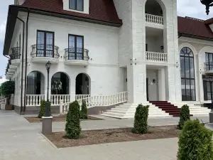 Marko Polo Hotel