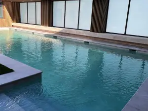 Ansares Hotel