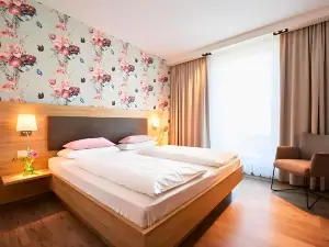 โรงแรมซาราห์