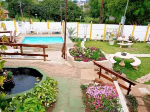 Queensburgh B&B or Self Catering