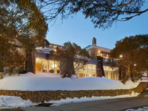 Breathtaker Hotel and Spa