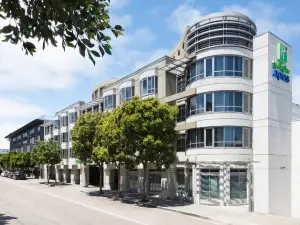 Holiday Inn Express & Suites San Francisco Fishermans Wharf