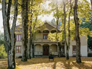 Lydde Gård