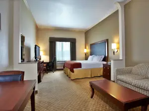 Holiday Inn Express & Suites Deer Park