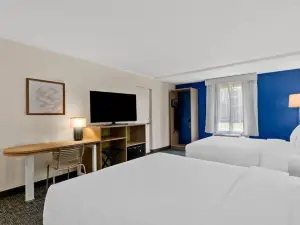 Spark by Hilton Daleville Roanoke North