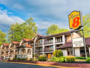 Super 8 by Wyndham Downtown Gatlinburg at Convention Center
