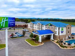 Holiday Inn Express & Suites Clarksville