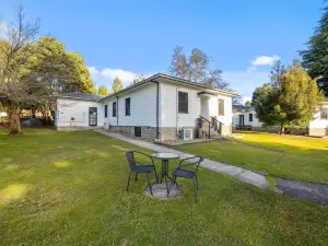 Giants Table and Cottages