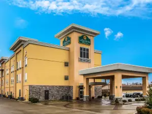 La Quinta Inn & Suites by Wyndham Claremore
